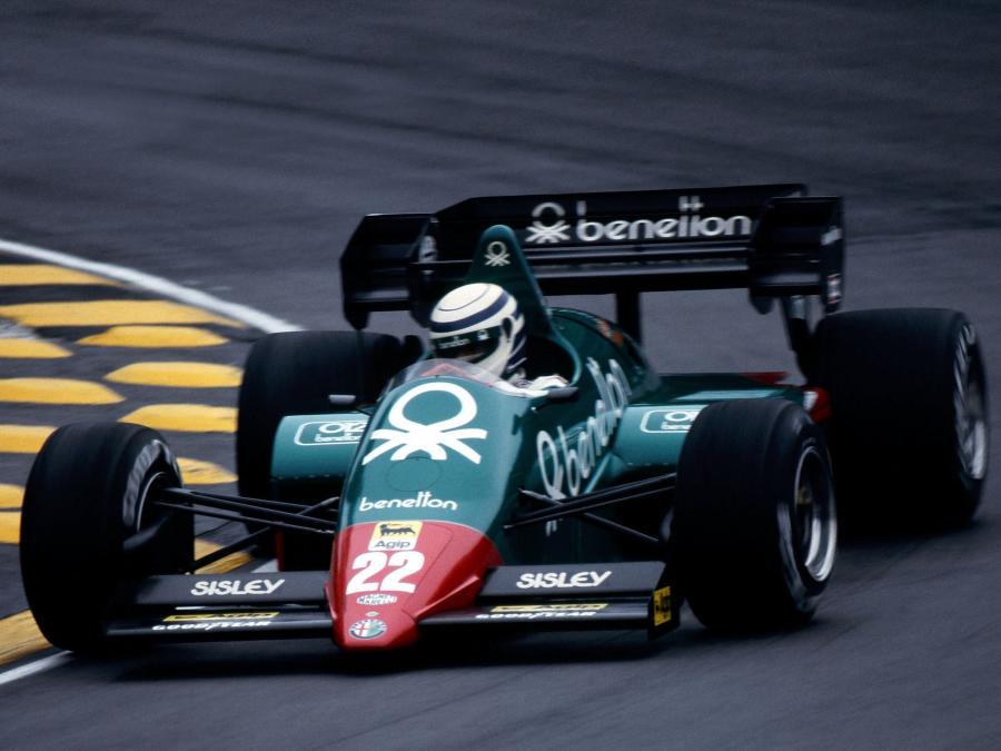  Alfa Romeo 184T 1984 года  (фото 9 из 11)